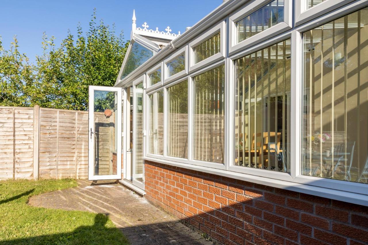Fair View - Off Street Parking And Garden Villa Shrewsbury Luaran gambar